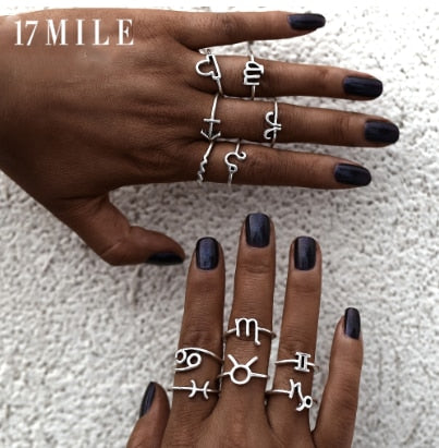 Vintage Gold Metal Crystal Rings Set - The MAYZ