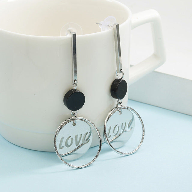 Long Slope Geometric circle earrings - The MAYZ